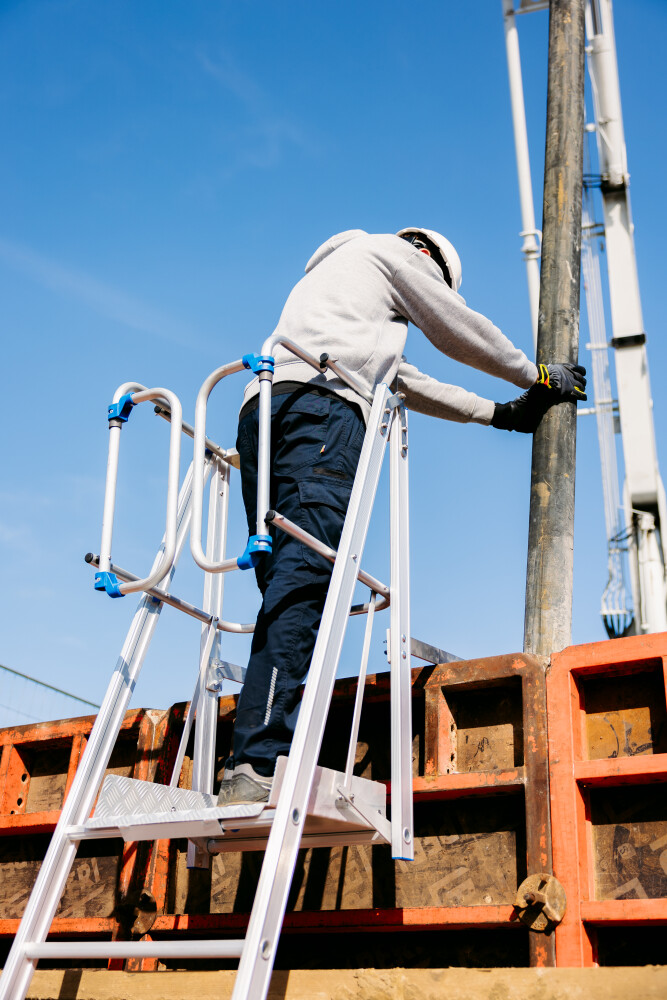 Telescopische bekistingsladder / 10-18 treden Telescopische bekistingsladder / 10-18 treden