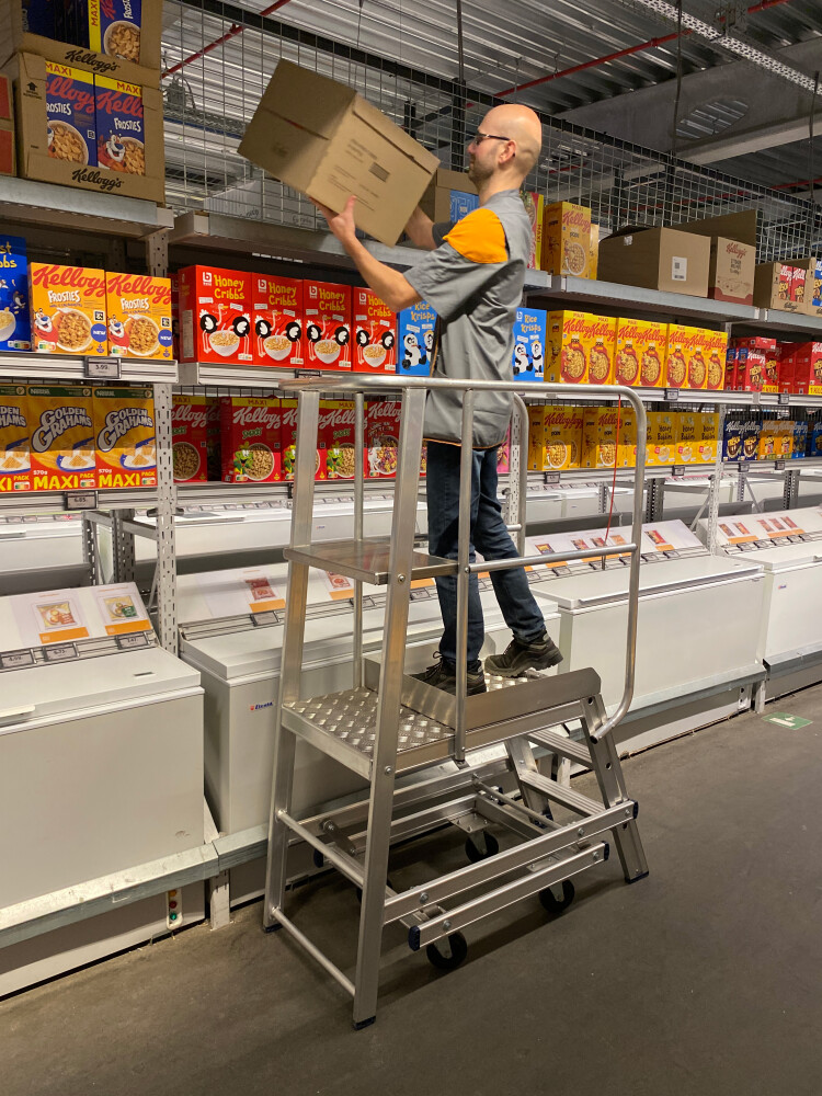 Mobiel werkplatform / 2 treden